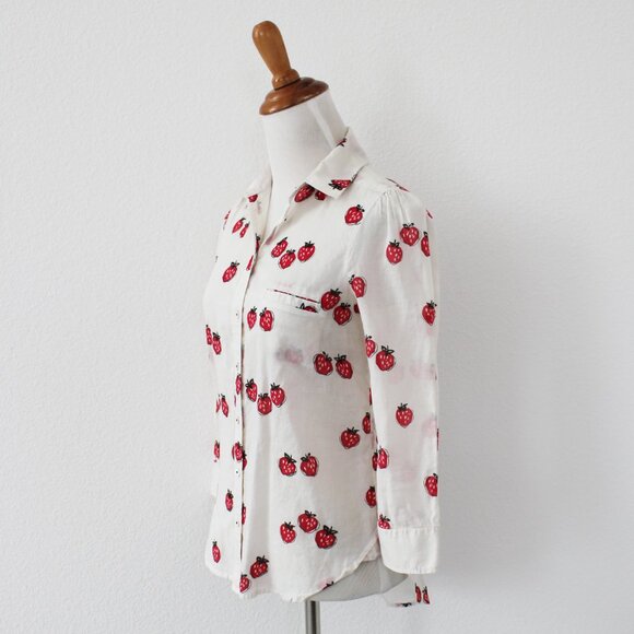 Anthropologie HD in Paris Hanalei Strawberry Print Button Down Blouse Shirt, 00 - Picture 2 of 12